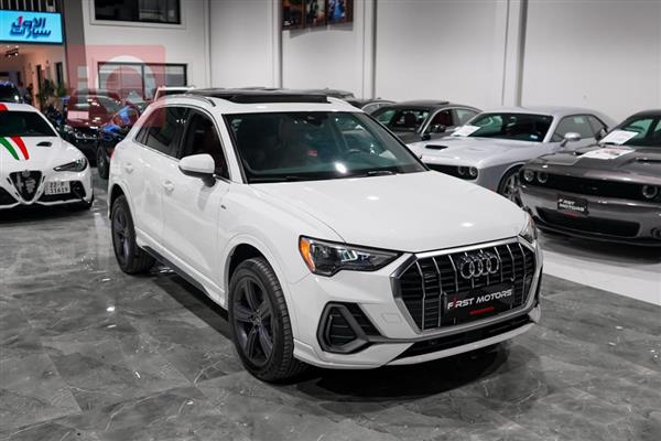 Audi Q3 2022 for sale in Iraq - Erbil